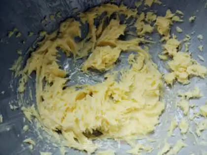 Make Twilight chocolate pound cake step 3