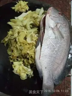 Make A pickled seafish step 0