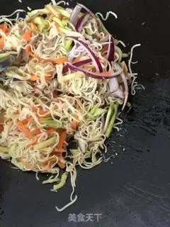 Make Onion noodles step 4