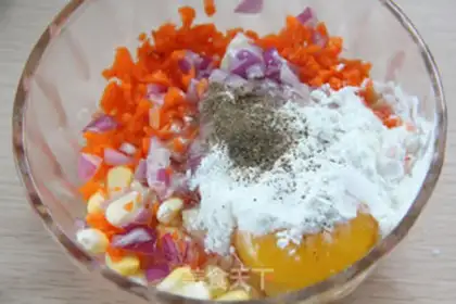 Make Onion rings, omelet step 3