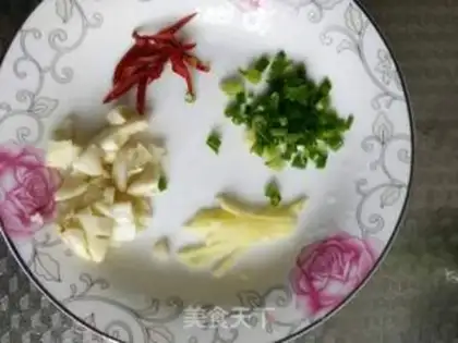 Make Garlic pastry step 0