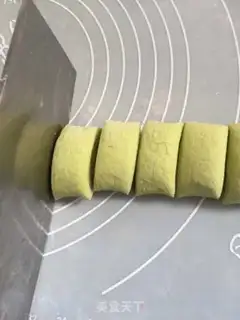 Make Double-coloured buns step 8