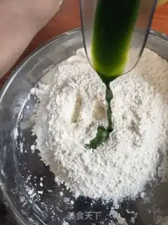Make Spinach pasta step 1