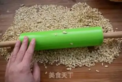 Make Every day, nuts and oatmeal step 3