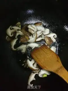 Make Scrambled oily mushrooms step 2