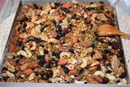 Make Every day, nuts and oatmeal step 12