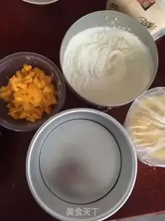 Make The durian mango cake step 1