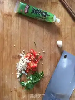 Make The cabbage and flowers step 4