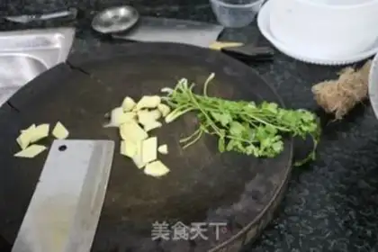Make A dry fan of rofe fish stew step 4