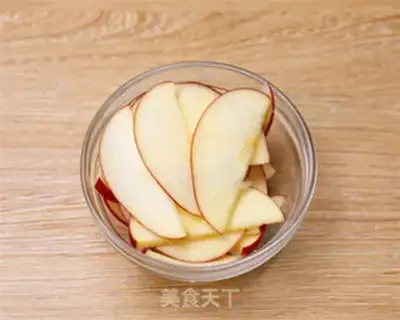 Make Rose apple pie step 5