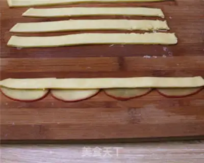 Make Rose apple pie step 8