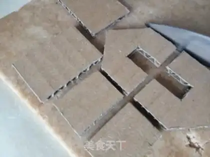 Make Gingerbread house step 5