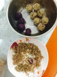 Make The pecan walnut potato ball step 20