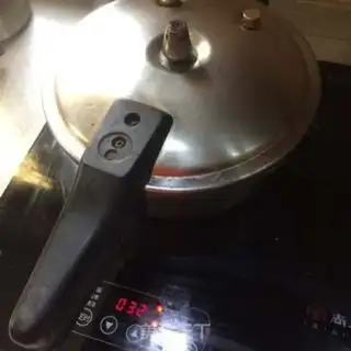 Make A broad radish cow step 7