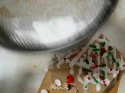 Make Gingerbread house step 15