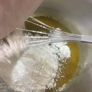 Make Big-hole cheese cake step 9