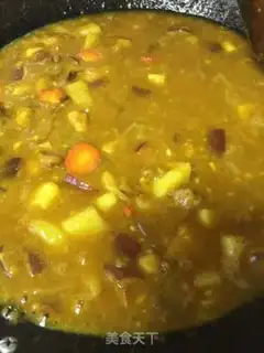 Make Thai golden chicken curry step 9