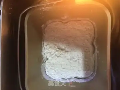 Make The salad let go of the bread step 0