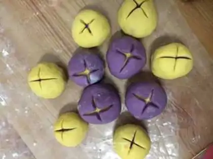 Make Flower buns step 8