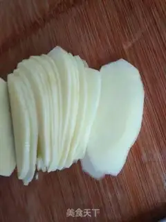 Make Spicy potatoes step 1