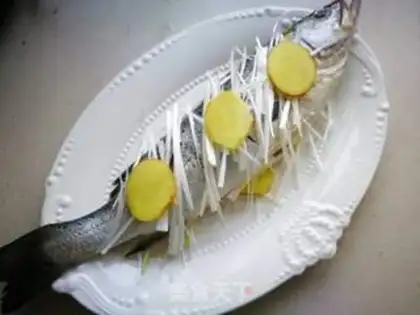 Make Steamed sea bass step 4