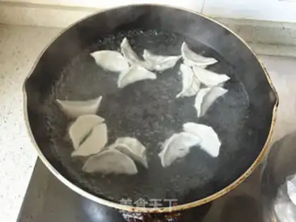 Make Shrimp green dumplings step 14