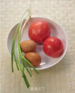 Make Tomato fried eggs step 0