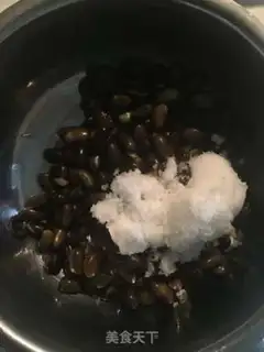 Make Black bean gravy step 1