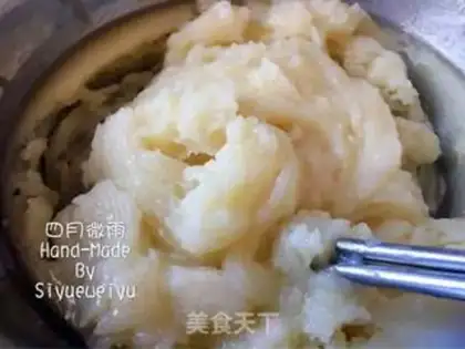 Make Scrambled tea and potatoes step 3