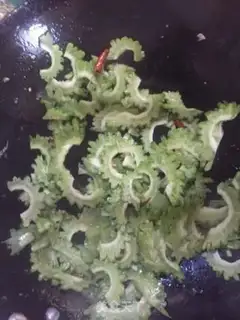 Make Scrambled eggs step 2