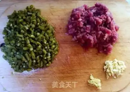 Make Hot dry noodles step 2