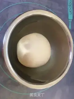Make Coconut roll toast step 5