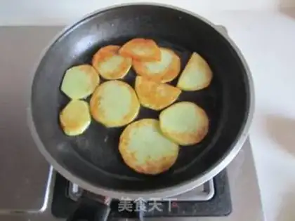 Make Spicy potato chips step 2