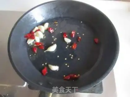 Make Spicy potato chips step 3