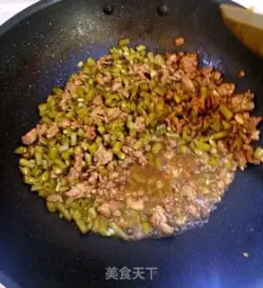 Make Hot dry noodles step 6