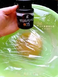 Make Sunflower bun step 7