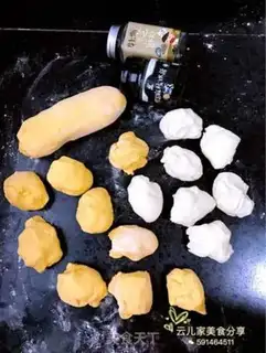 Make Sunflower bun step 10