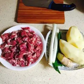 Make Potato stew step 0