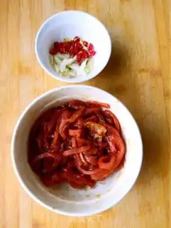 Make Garlic meat step 1