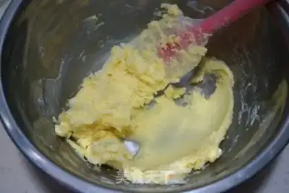 Make Caramel chip frosting cookies step 2