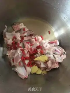 Make Lamb chop carrot soup step 0