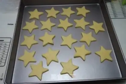 Make Caramel chip frosting cookies step 18