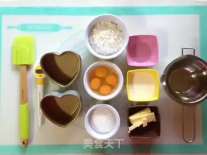 Make Yellow chocolate pie step 0