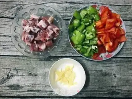 Make Sweet sour is tomato ribs step 0