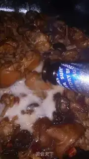 Make The mushrooms dry pig hands step 7