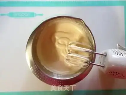 Make Yellow chocolate pie step 4
