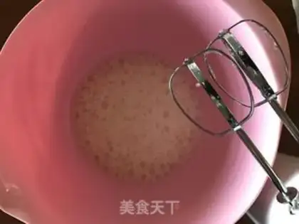 Make Strawberry roll step 6