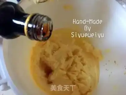 Make Christmas frosting cookies step 3