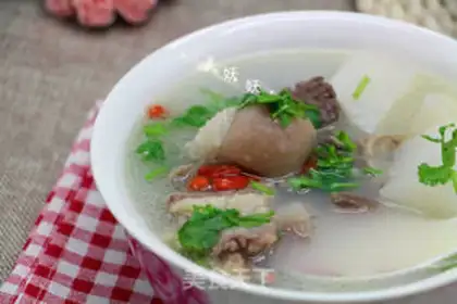 Make Roach and lamb soup step 9