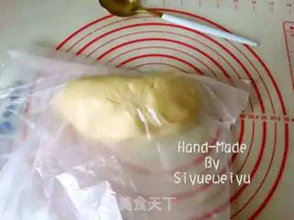 Make Christmas frosting cookies step 6